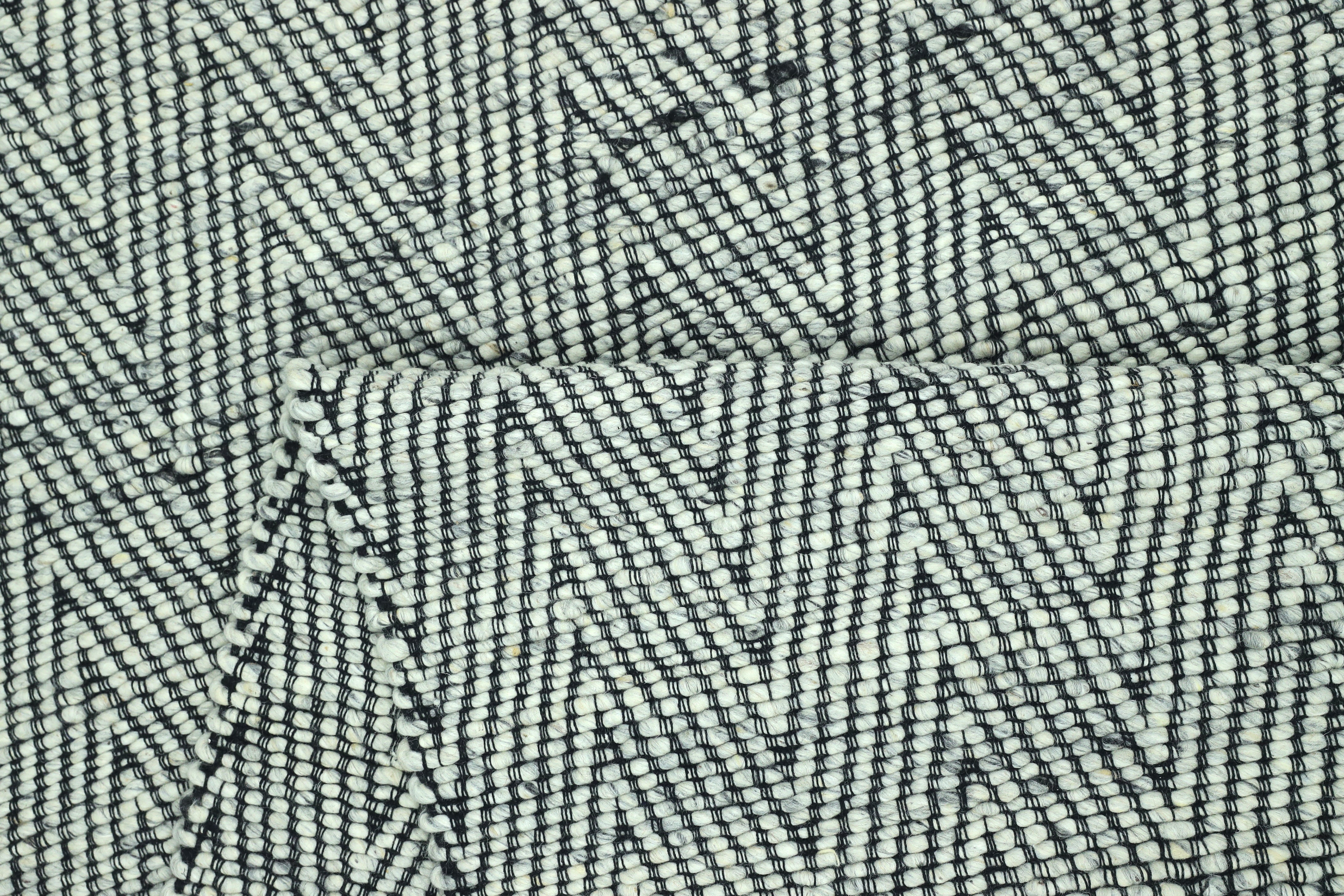 Chevron - BLACK