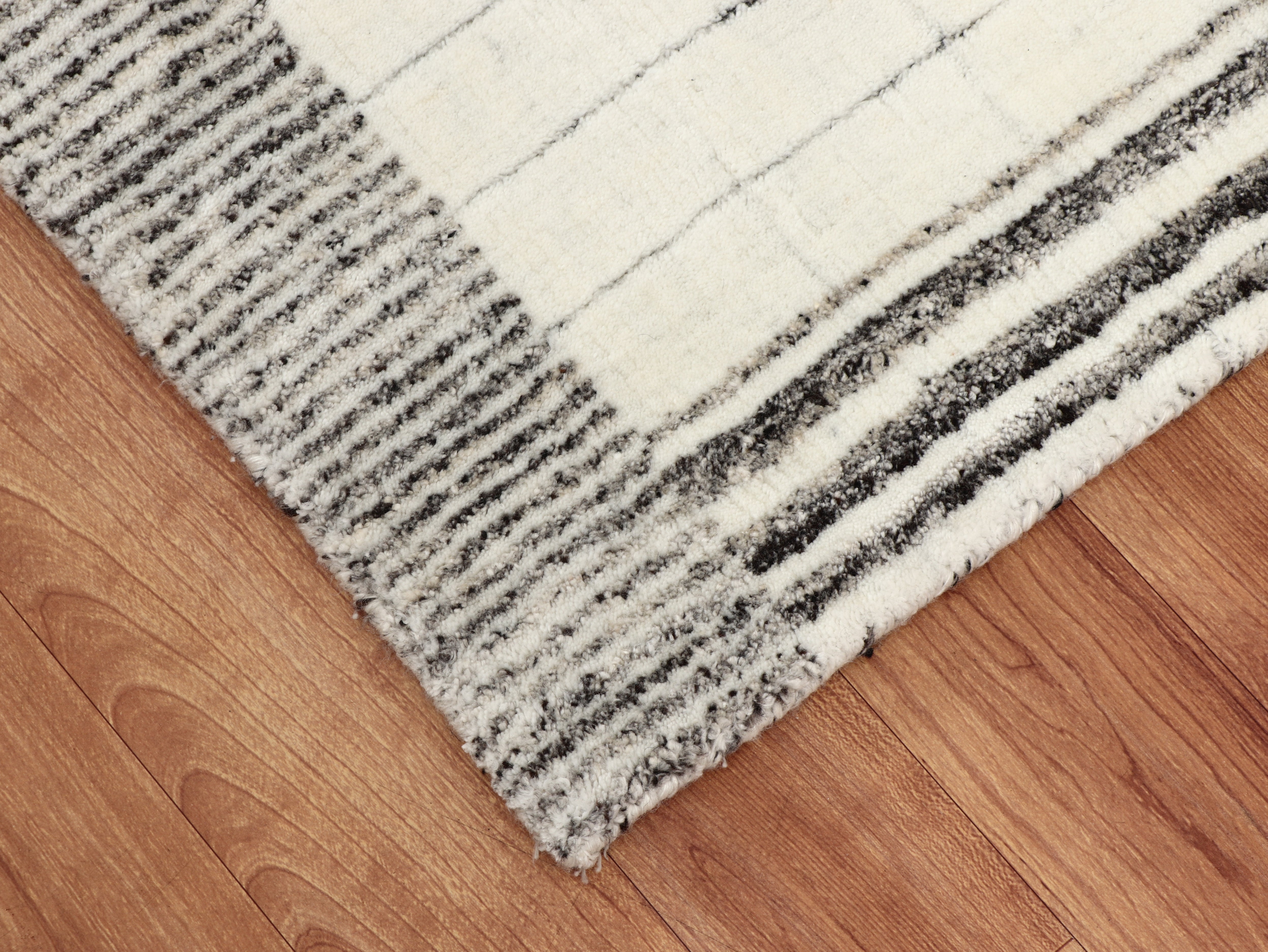 NZ WOOL PANDORA-CREAMGREY