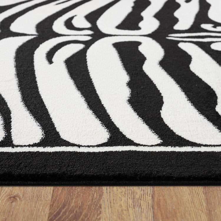 Boston 1820 Black Hallway Runner
