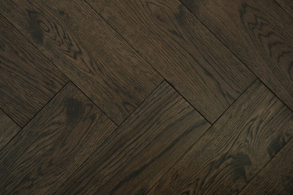 Engineered Floor 14mm Herringbone OAKFS4301